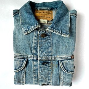 Hollister Mens Denim Jean Trucker Jacket 100% Sanforized cotton